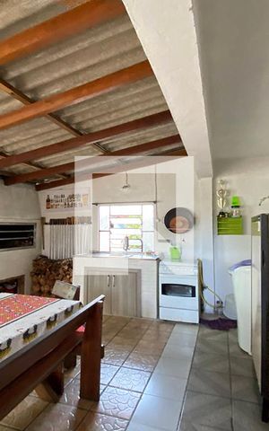 Casa à venda com 150m², 3 quartos e 2 vagasÁrea Externa