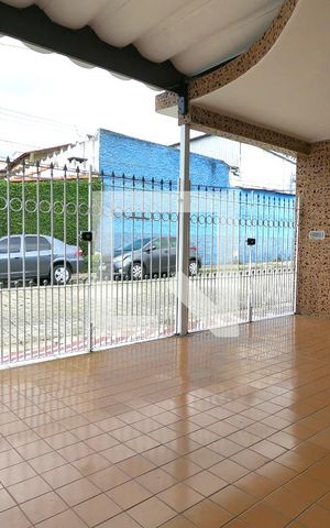 Casa à venda com 128m², 2 quartos e 2 vagasGaragem