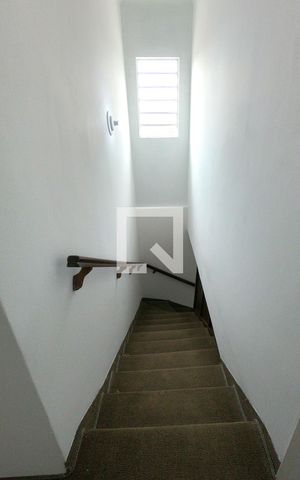 Casa à venda com 128m², 2 quartos e 2 vagasCorredor