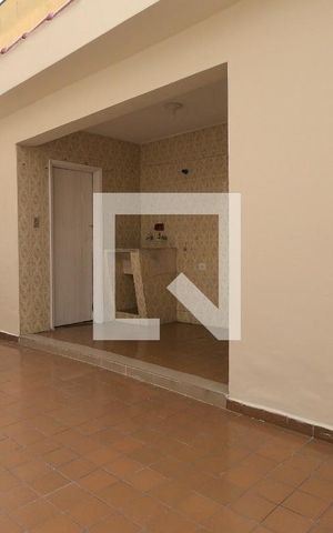 Casa à venda com 128m², 2 quartos e 2 vagasÁrea de Serviço