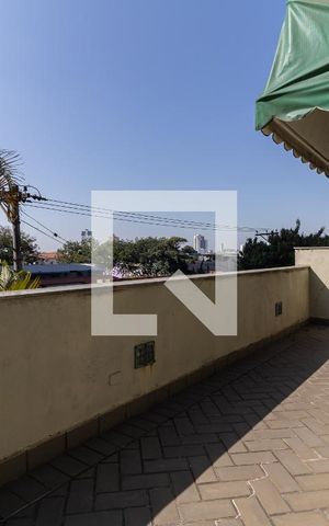 Casa à venda com 430m², 3 quartos e 3 vagas Casa à venda com 430m², 3 quartos e 3 vagasVaranda da Suíte