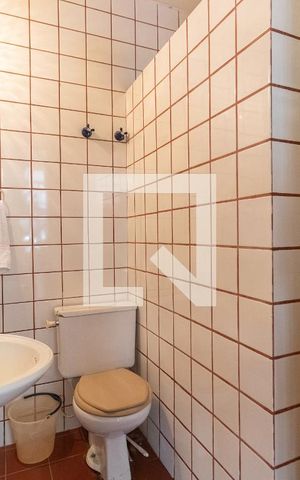 Casa à venda com 430m², 3 quartos e 3 vagas Casa à venda com 430m², 3 quartos e 3 vagasBanheiro do Ateliê