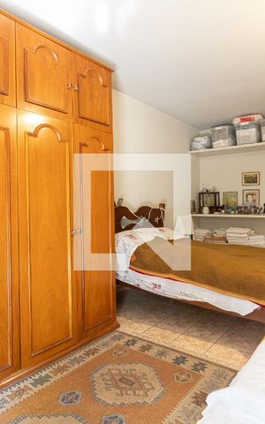 Casa à venda com 430m², 3 quartos e 3 vagas Casa à venda com 430m², 3 quartos e 3 vagasSuíte