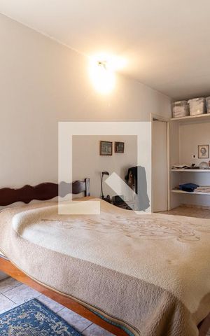 Casa à venda com 430m², 3 quartos e 3 vagas Casa à venda com 430m², 3 quartos e 3 vagasSuíte