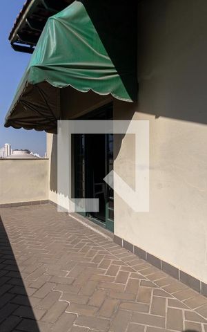 Casa à venda com 430m², 3 quartos e 3 vagas Casa à venda com 430m², 3 quartos e 3 vagasVaranda da Suíte