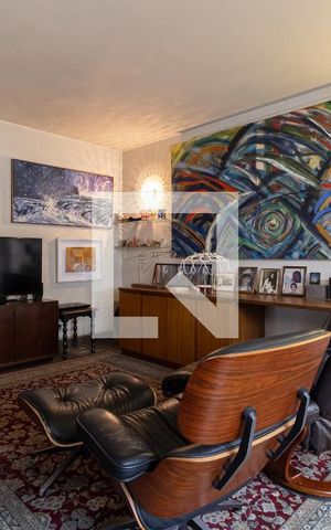 Casa à venda com 430m², 3 quartos e 3 vagas Casa à venda com 430m², 3 quartos e 3 vagasSala