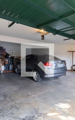 Casa à venda com 430m², 3 quartos e 3 vagas Casa à venda com 430m², 3 quartos e 3 vagasGaragem