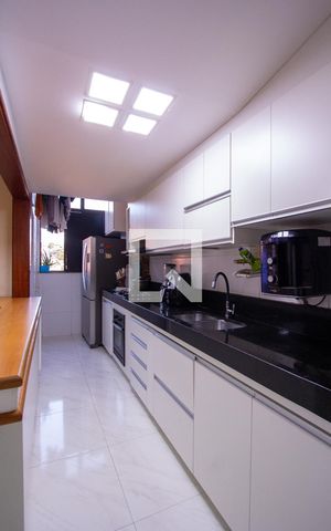 Apartamento à venda com 130m², 3 quartos e 1 vaga Apartamento à venda com 130m², 3 quartos e 1 vagaCozinha