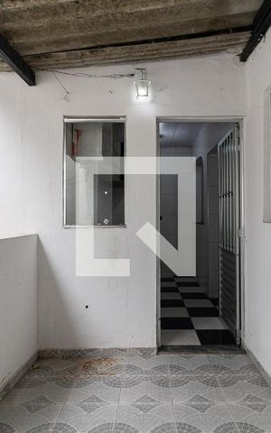 Casa à venda com 232m², 5 quartos e 2 vagas Casa à venda com 232m², 5 quartos e 2 vagasLavanderia da Casa 2