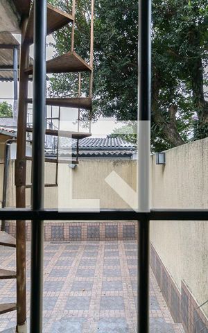 Casa à venda com 232m², 5 quartos e 2 vagas Casa à venda com 232m², 5 quartos e 2 vagasVista da Suíte