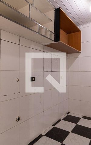Casa à venda com 232m², 5 quartos e 2 vagas Casa à venda com 232m², 5 quartos e 2 vagasCozinha da Casa 2