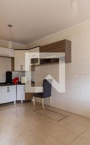 Casa à venda com 232m², 5 quartos e 2 vagas Casa à venda com 232m², 5 quartos e 2 vagasCozinha