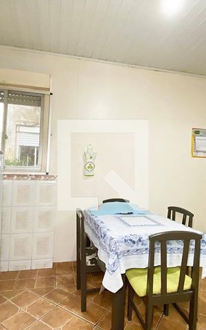 Apartamento à venda com 100m², 2 quartos e sem vagaCozinha e Área de Serviço