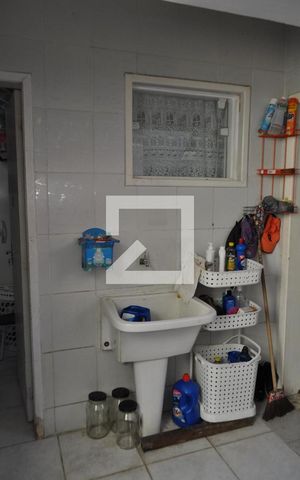 Casa à venda com 490m², 4 quartos e 3 vagasLavanderia