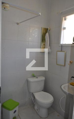 Casa à venda com 490m², 4 quartos e 3 vagasBanheiro de Serviço