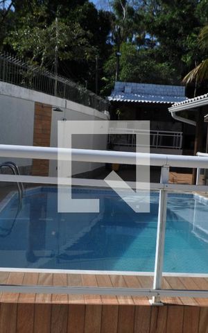 Casa à venda com 490m², 4 quartos e 3 vagasÁrea comum Piscina