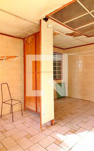 Casa à venda com 266m², 4 quartos e 1 vagaÁrea de Serviço