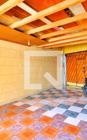 Casa à venda com 266m², 4 quartos e 1 vagaGaragem