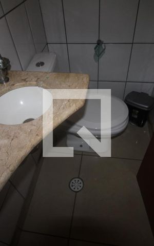 Casa à venda com 98m², 2 quartos e 2 vagasLavabo