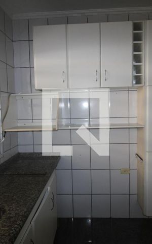 Casa à venda com 98m², 2 quartos e 2 vagasSala/Cozinha