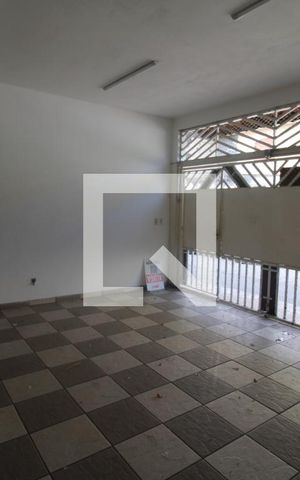 Casa à venda com 98m², 2 quartos e 2 vagasGaragem