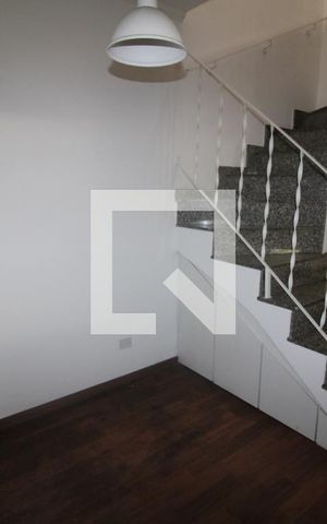 Casa à venda com 98m², 2 quartos e 2 vagasSala/Cozinha