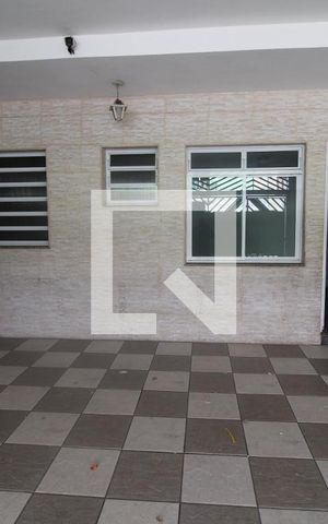 Casa à venda com 98m², 2 quartos e 2 vagasGaragem