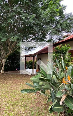 Casa à venda com 180m², 3 quartos e 2 vagasÁrea Externa