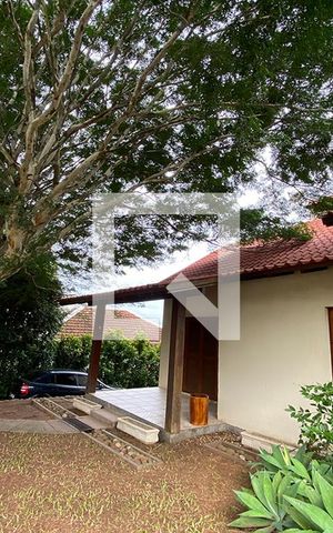 Casa à venda com 180m², 3 quartos e 2 vagasÁrea Externa