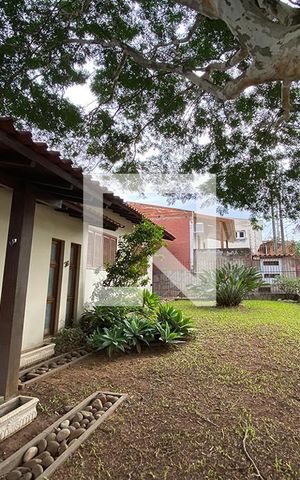Casa à venda com 180m², 3 quartos e 2 vagasÁrea Externa
