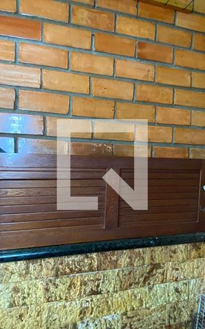 Casa à venda com 180m², 3 quartos e 2 vagasChurrasqueira