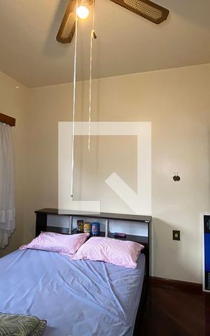 Casa à venda com 180m², 3 quartos e 2 vagasQuarto 2 