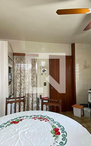 Casa à venda com 180m², 3 quartos e 2 vagasCozinha
