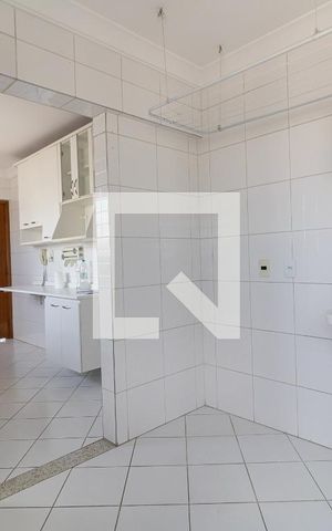 Apartamento para alugar com 133m², 3 quartos e 3 vagas Apartamento para alugar com 133m², 3 quartos e 3 vagasLavanderia