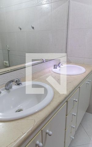 Apartamento para alugar com 133m², 3 quartos e 3 vagas
