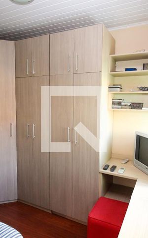 Casa à venda com 178m², 4 quartos e 1 vaga Casa à venda com 178m², 4 quartos e 1 vagaQuarto 3