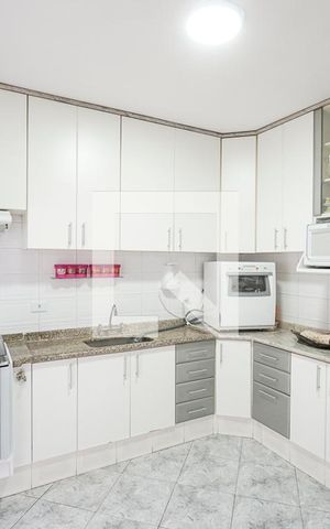 Casa de condomínio à venda com 150m², 3 quartos e 3 vagas Casa de condomínio à venda com 150m², 3 quartos e 3 vagasCozinha