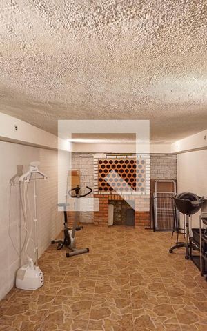 Casa de condomínio à venda com 150m², 3 quartos e 3 vagas Casa de condomínio à venda com 150m², 3 quartos e 3 vagasPorão