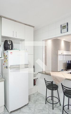 Casa de condomínio à venda com 150m², 3 quartos e 3 vagas Casa de condomínio à venda com 150m², 3 quartos e 3 vagasCozinha