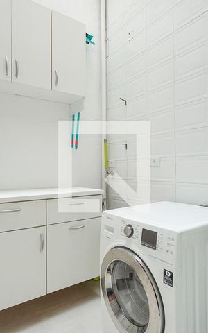 Casa de condomínio à venda com 150m², 3 quartos e 3 vagas Casa de condomínio à venda com 150m², 3 quartos e 3 vagasÁrea de serviço
