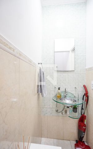 Casa de condomínio à venda com 150m², 3 quartos e 3 vagas Casa de condomínio à venda com 150m², 3 quartos e 3 vagasLavabo