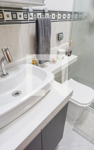 Casa de condomínio à venda com 150m², 3 quartos e 3 vagas Casa de condomínio à venda com 150m², 3 quartos e 3 vagasPia