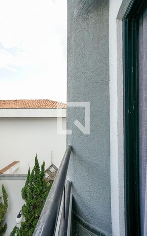 Casa de condomínio à venda com 150m², 3 quartos e 3 vagas Casa de condomínio à venda com 150m², 3 quartos e 3 vagasVaranda da suíte