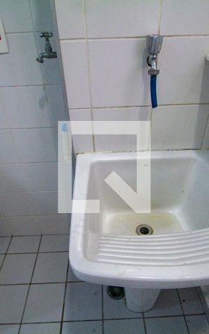 Apartamento para alugar com 50m², 2 quartos e 1 vagaarea de serviço