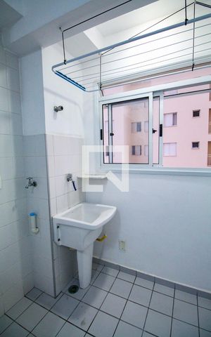 Apartamento para alugar com 50m², 2 quartos e 1 vagaarea de serviço