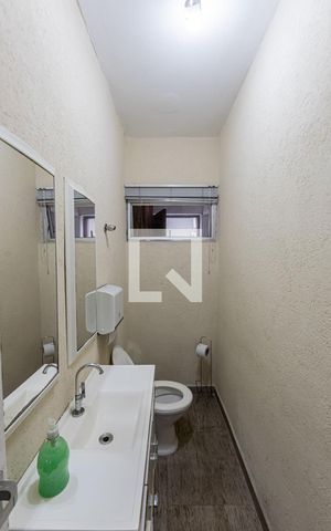 Casa à venda com 112m², 3 quartos e 2 vagasLavabo