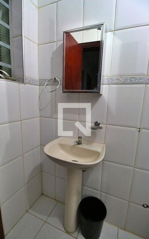 Casa à venda com 137m², 3 quartos e 3 vagasBanheiro (edícula)