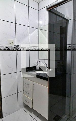 Casa à venda com 137m², 3 quartos e 3 vagasBanheiro