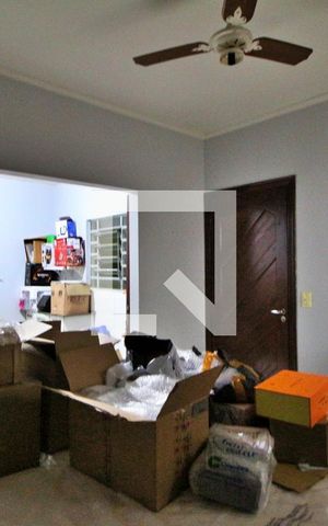 Casa à venda com 137m², 3 quartos e 3 vagasQuarto (edícula)