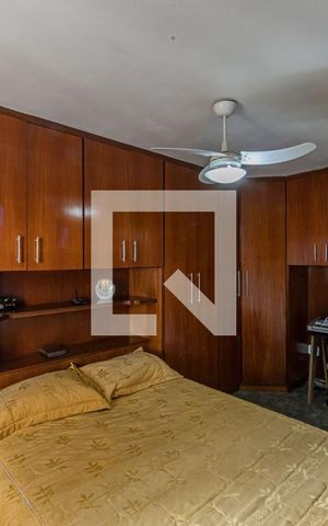 Casa à venda com 165m², 3 quartos e 3 vagas Casa à venda com 165m², 3 quartos e 3 vagasSuite